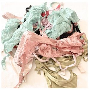 Victoria’s Secret $200 Garter Belt 5 Piece MYSTERY BOX